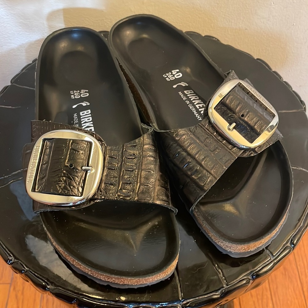 RARE! crocodile embossed Madrid style Birkenstocks size 40